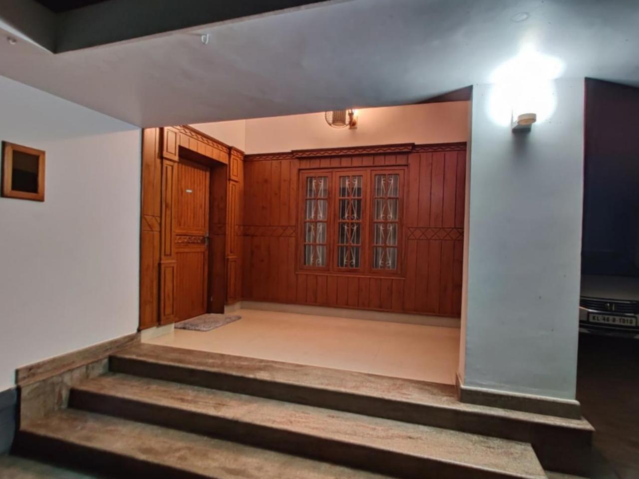 White House Villa Thrissur Esterno foto