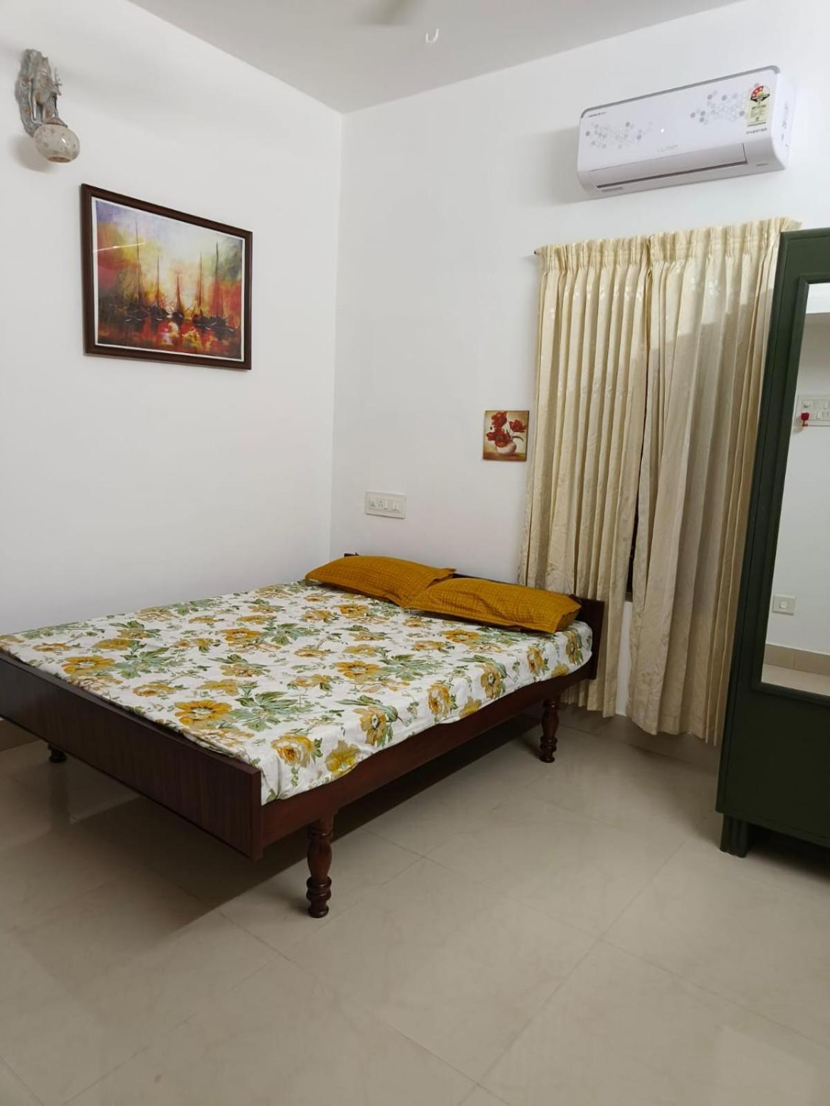 White House Villa Thrissur Esterno foto