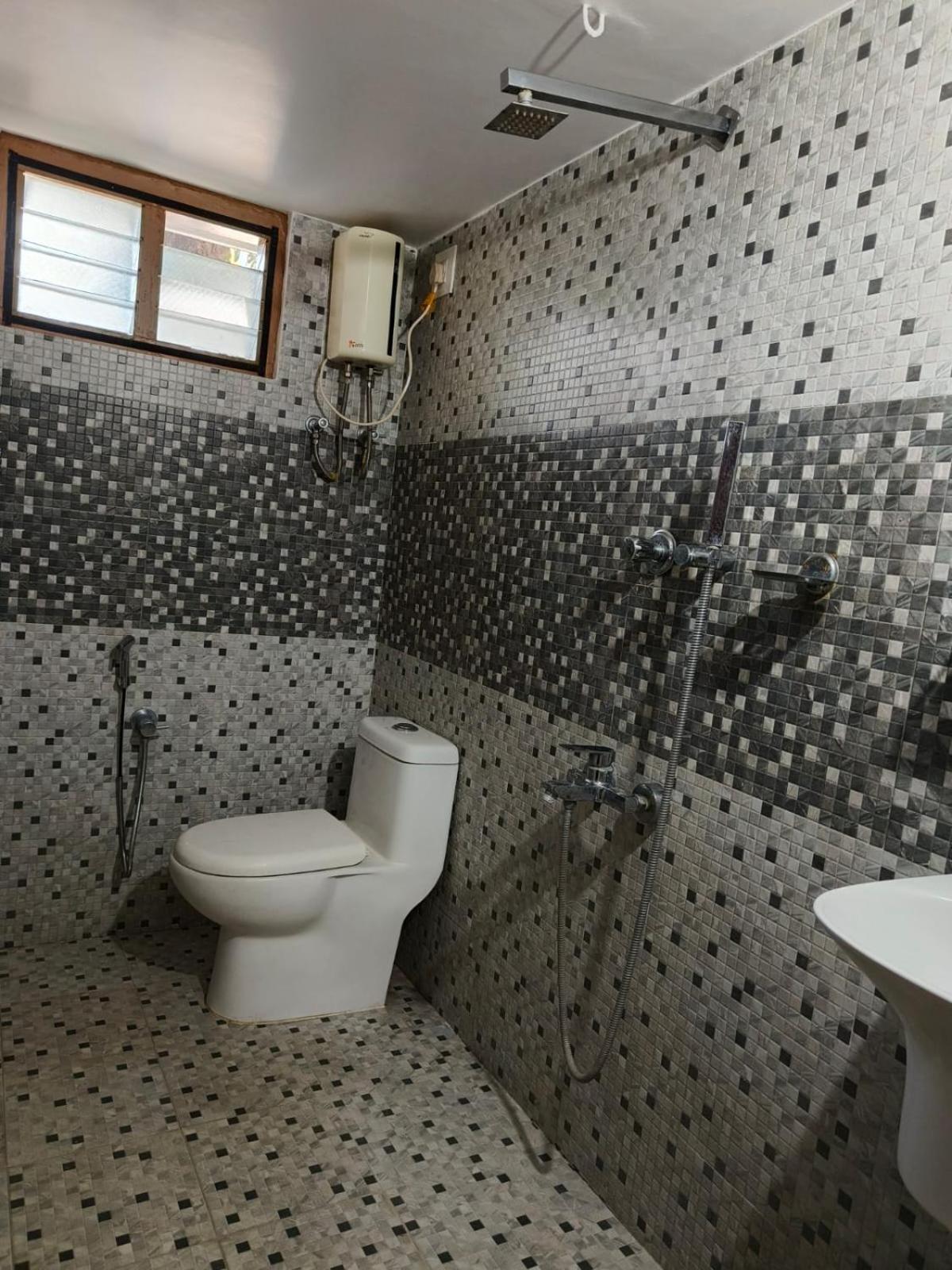 White House Villa Thrissur Esterno foto