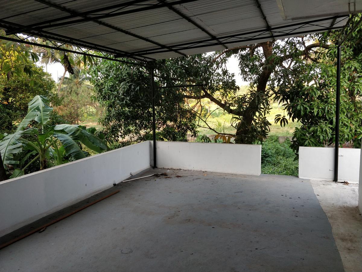 White House Villa Thrissur Esterno foto