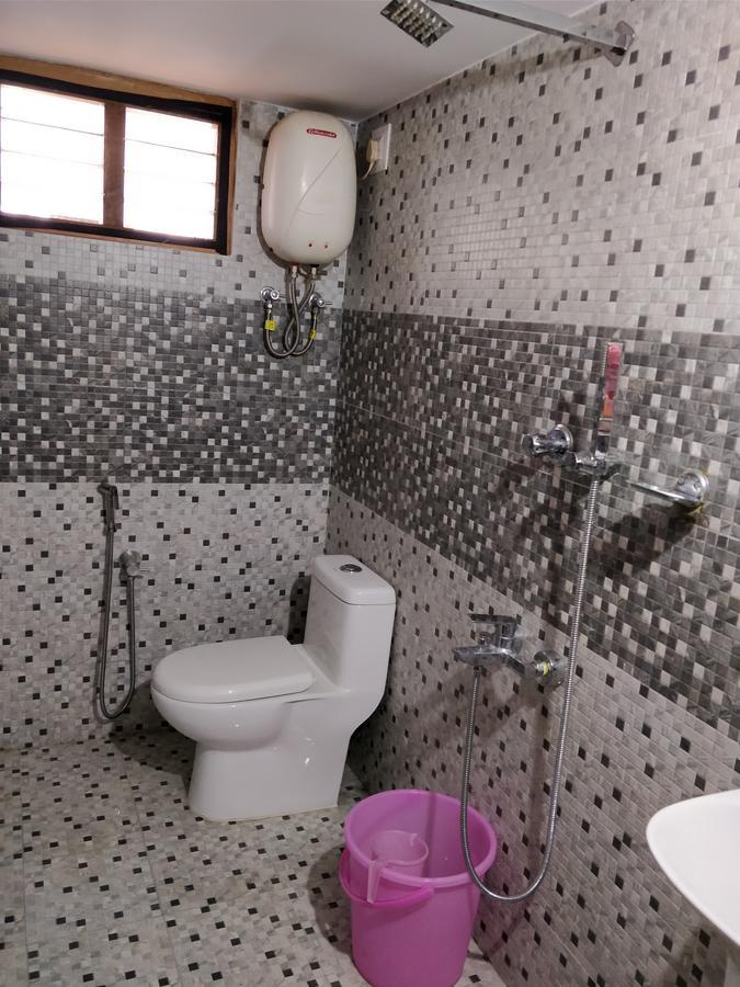 White House Villa Thrissur Esterno foto