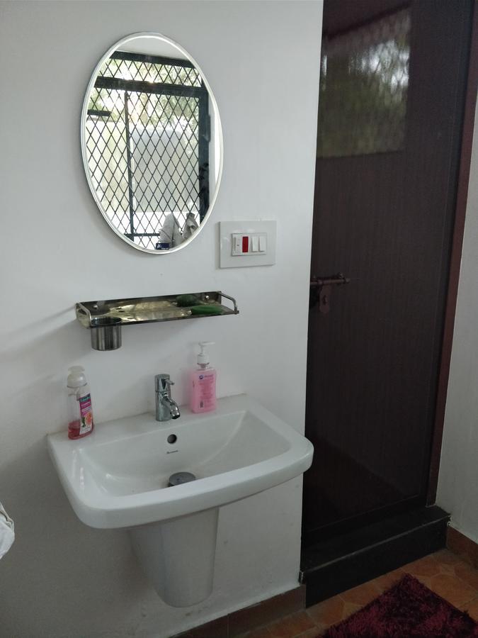 White House Villa Thrissur Esterno foto