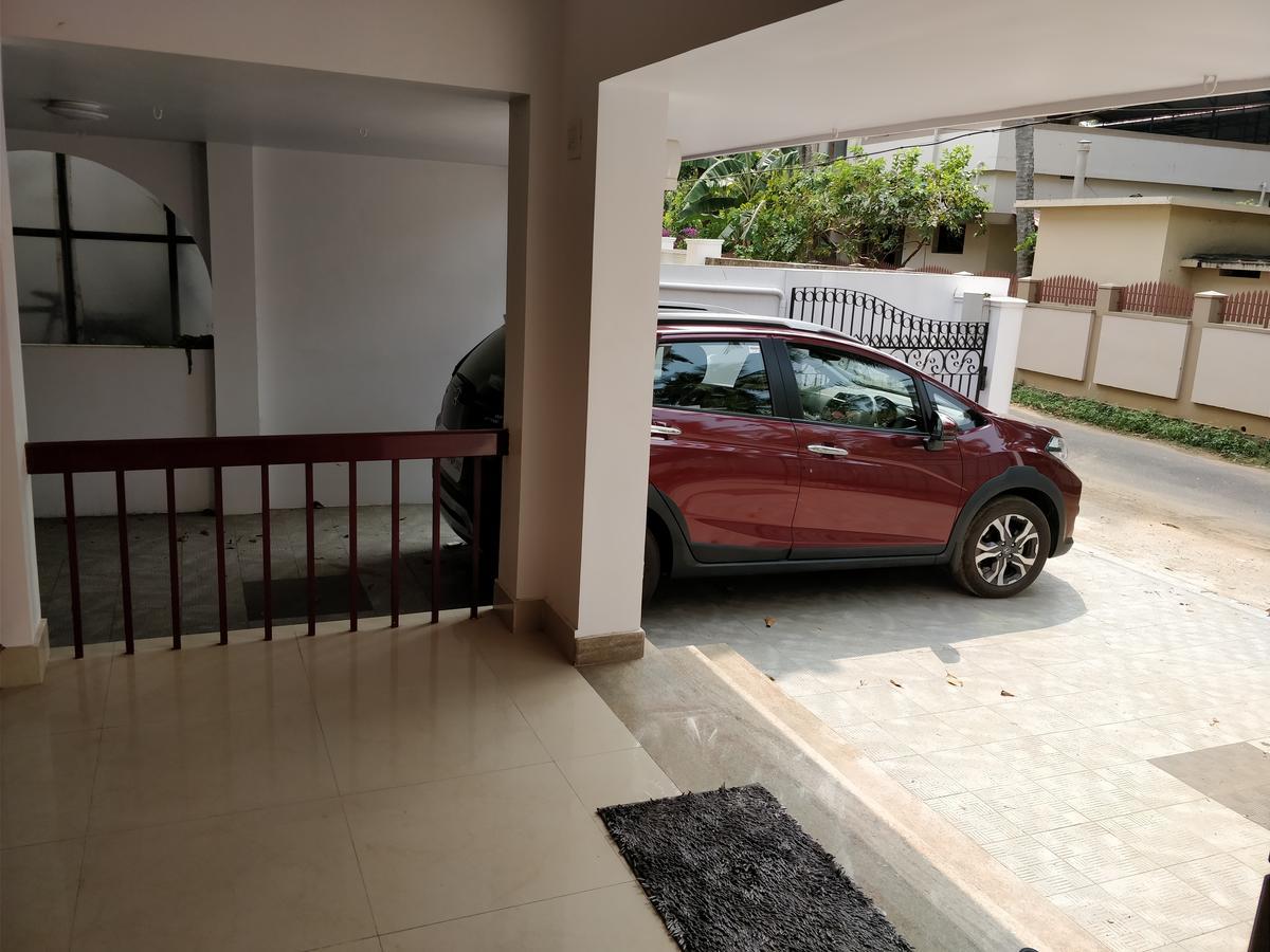 White House Villa Thrissur Esterno foto